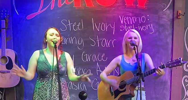 Steel Ivory Live at the Row Nashville - Grandpa Tell Me Bout the Good Old Days (The Judds)